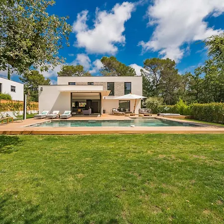 Villa Aksel *